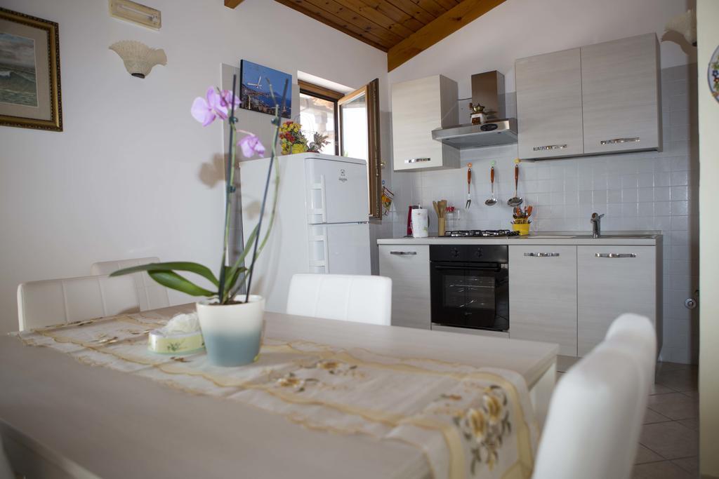 סן אנג'לו Appartamento Villa Degli Ulivi חדר תמונה